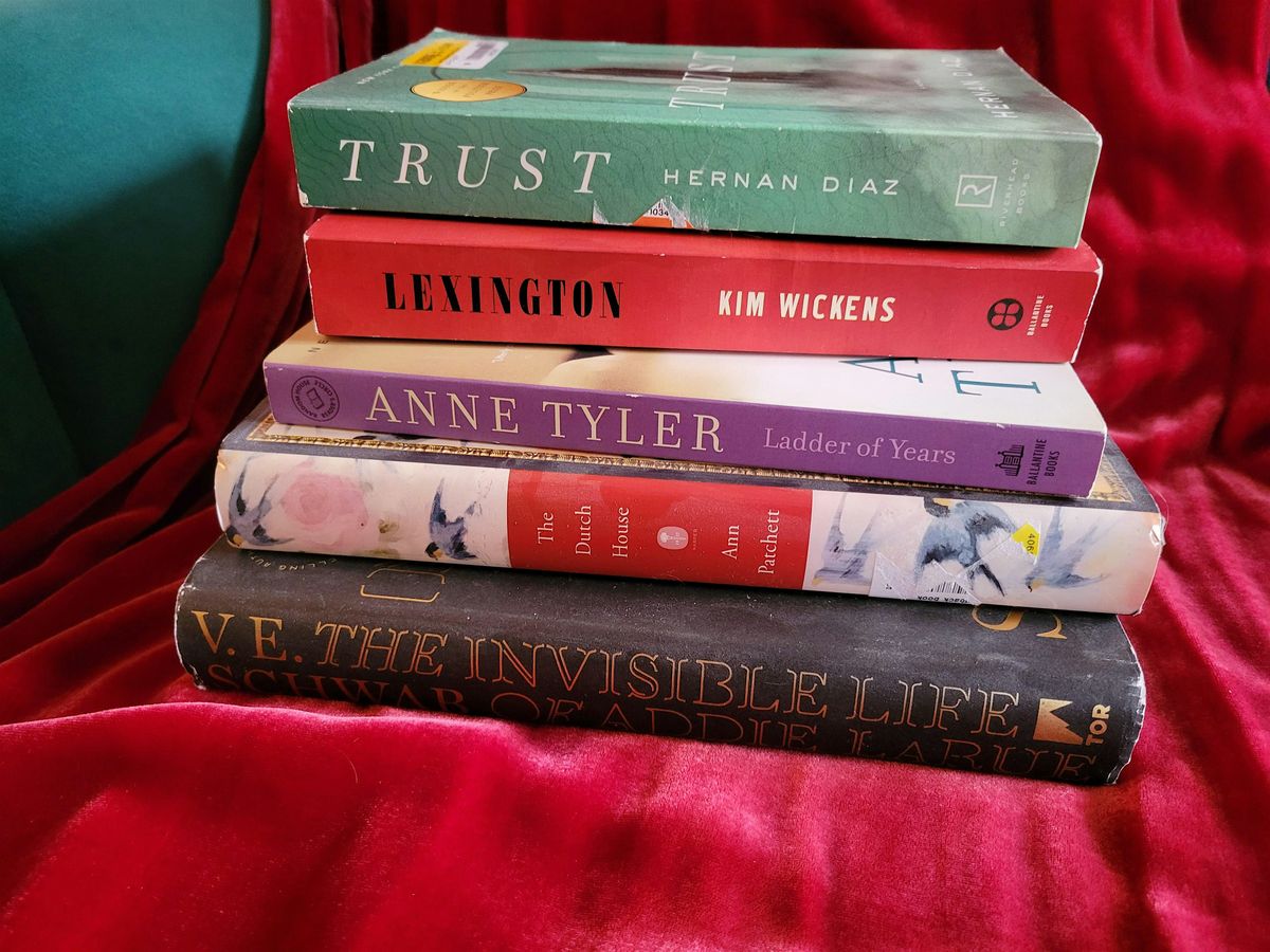 Lexington Holiday Book Swap