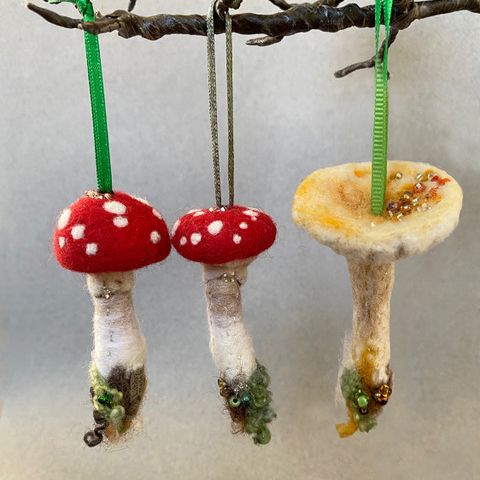 Needle-felted Mushrooms with Libby Mortensen