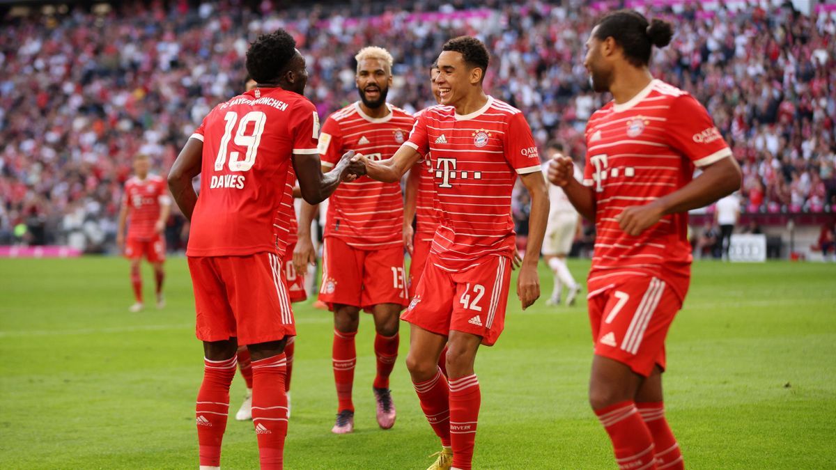 FC Bayern Munich vs FSV Mainz 05 at Allianz Arena