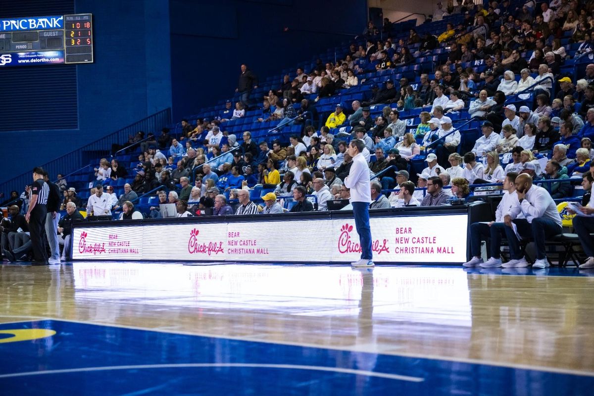 Rider Broncs at Delaware Blue Hens Mens Basketball