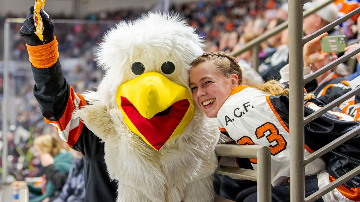 Wheeling Nailers at Fort Wayne Komets