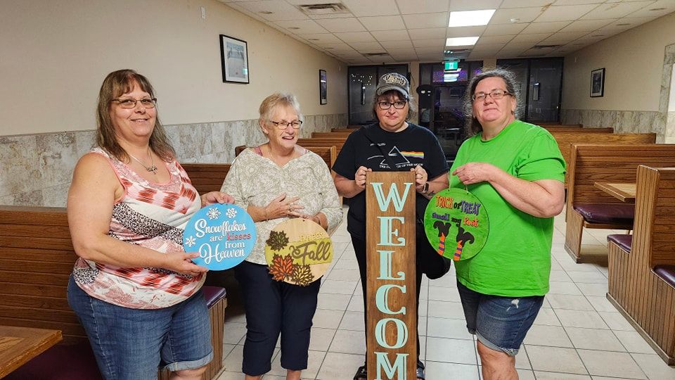 Sign Paint & Pizza Night! 