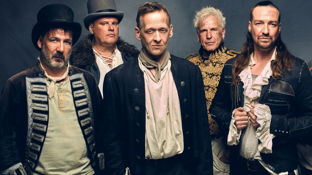 In Extremo, Eisbrecher, Wind Rose, Subway To Sally, Manntra in Halle (Saale)