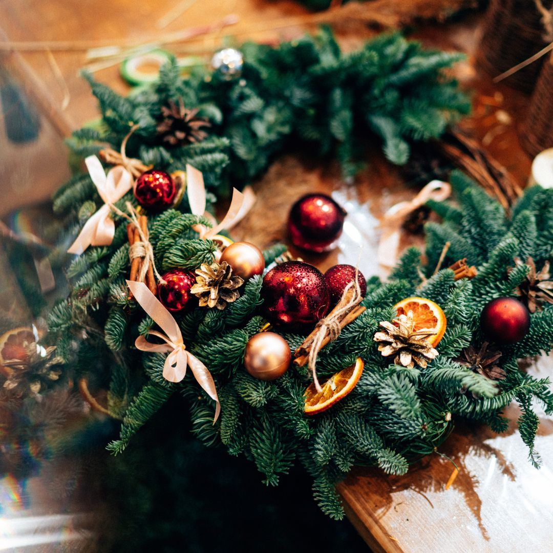 EVENING WREATH MAKING WITH WINE AND CHEESE BOARDS