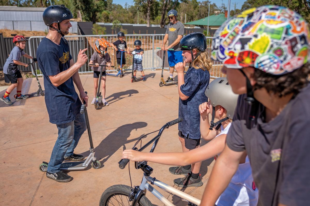 Port Kennedy skatepark - Skateboard, scooter, BMX coaching 