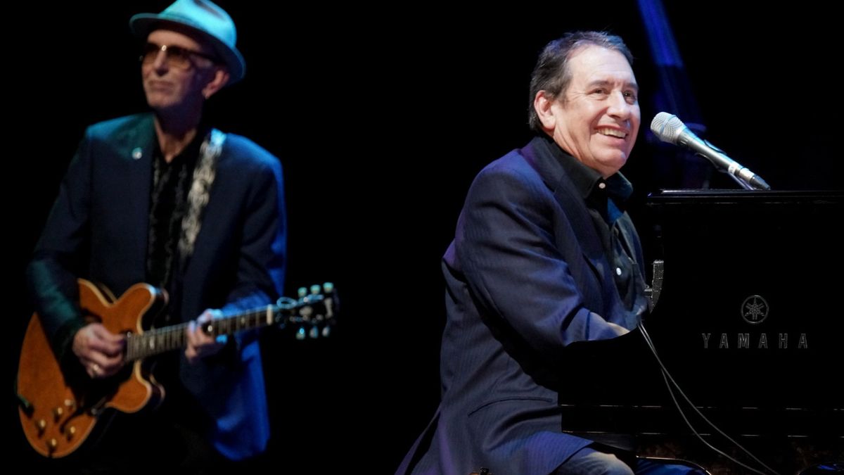 Jools Holland and his Rhythm and Blues Orchestra