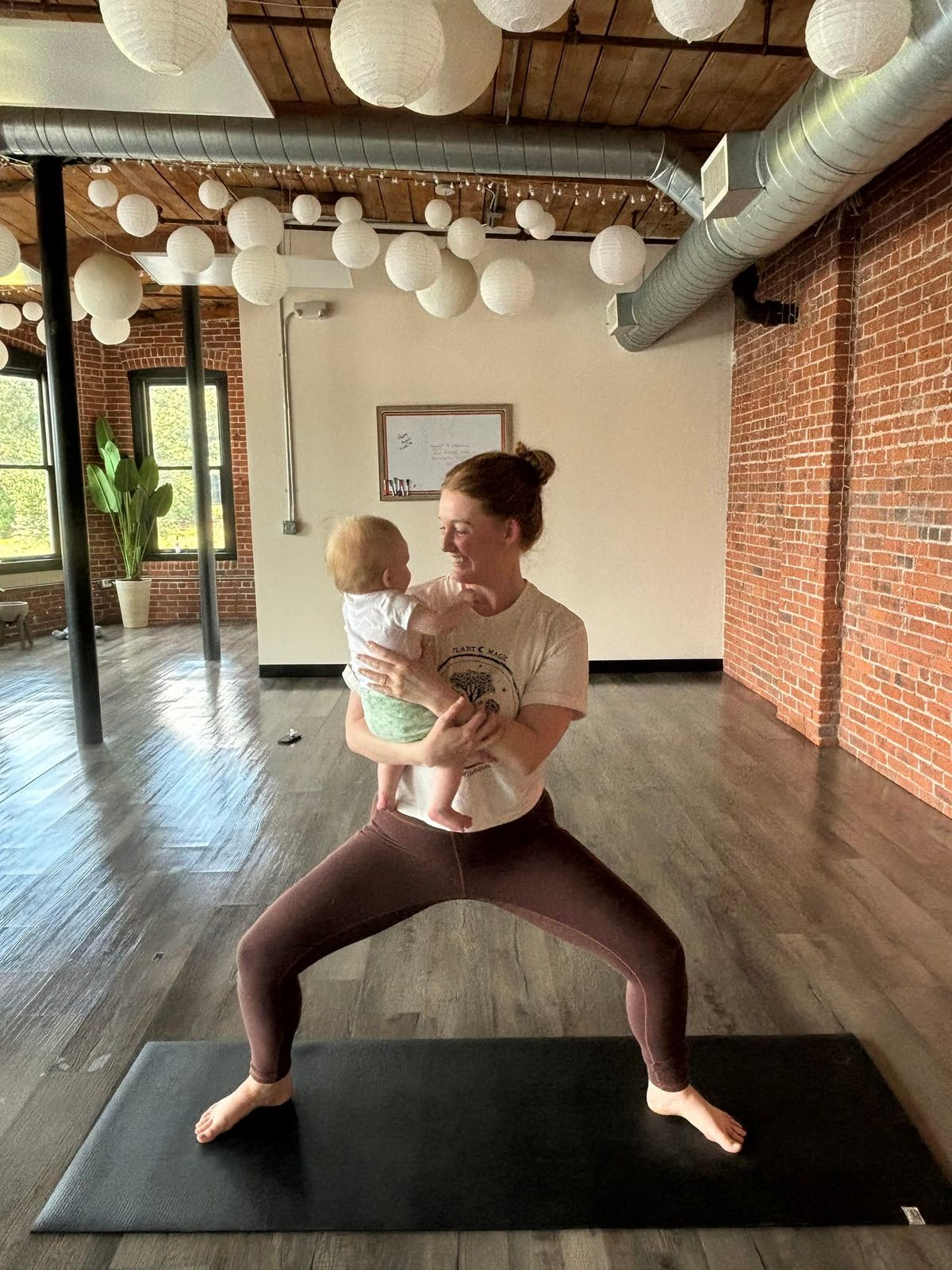 Prenatal & Postnatal Yoga (Baby Friendly)