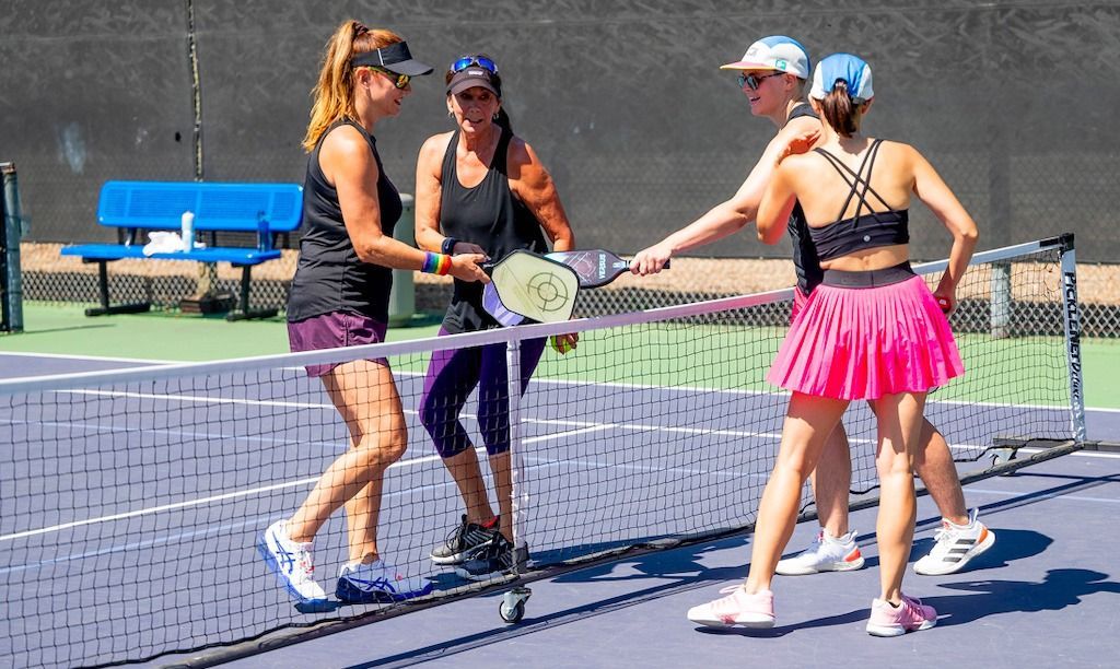 Woman's Monday Night Pickleball Program