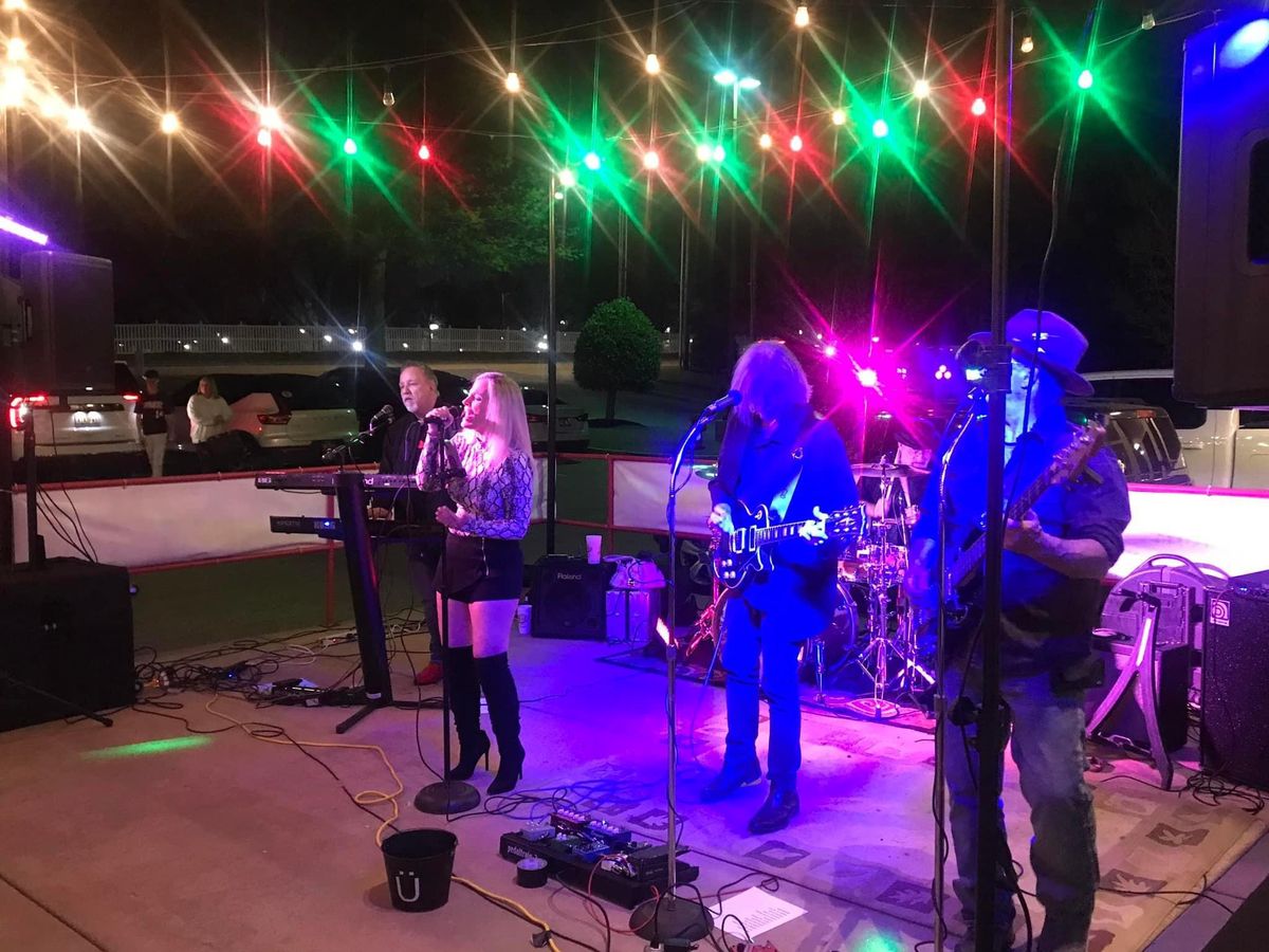 The Amber McCain Band at 10th Inning