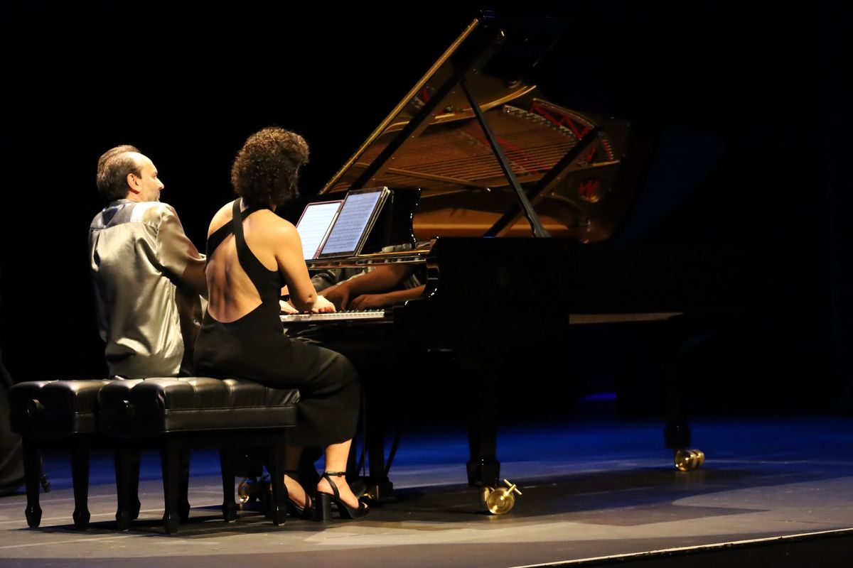 Steinway Piano Series: The Roam Duo