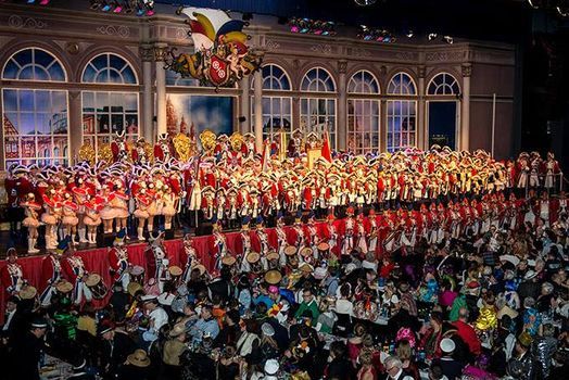 1. Gardesitzung in der Rheingoldhalle Mainz \u2013 Kongress-Saal