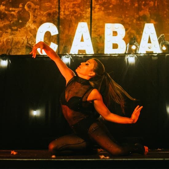 Cabaret - Unique Experience: Edi\u00e7\u00e3o de Natal