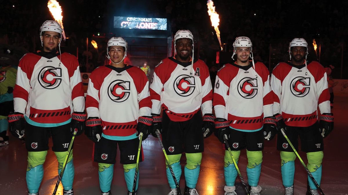 Cincinnati Cyclones vs. Bloomington Bison at Heritage Bank Center