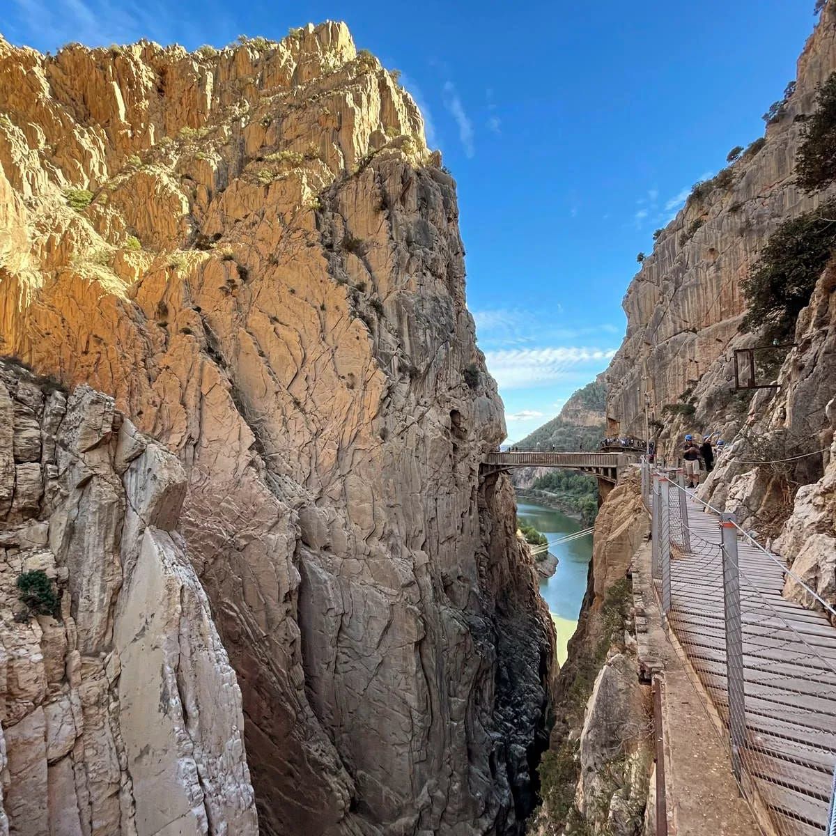 Excursi\u00f3n al Caminito del Rey desde Sevilla