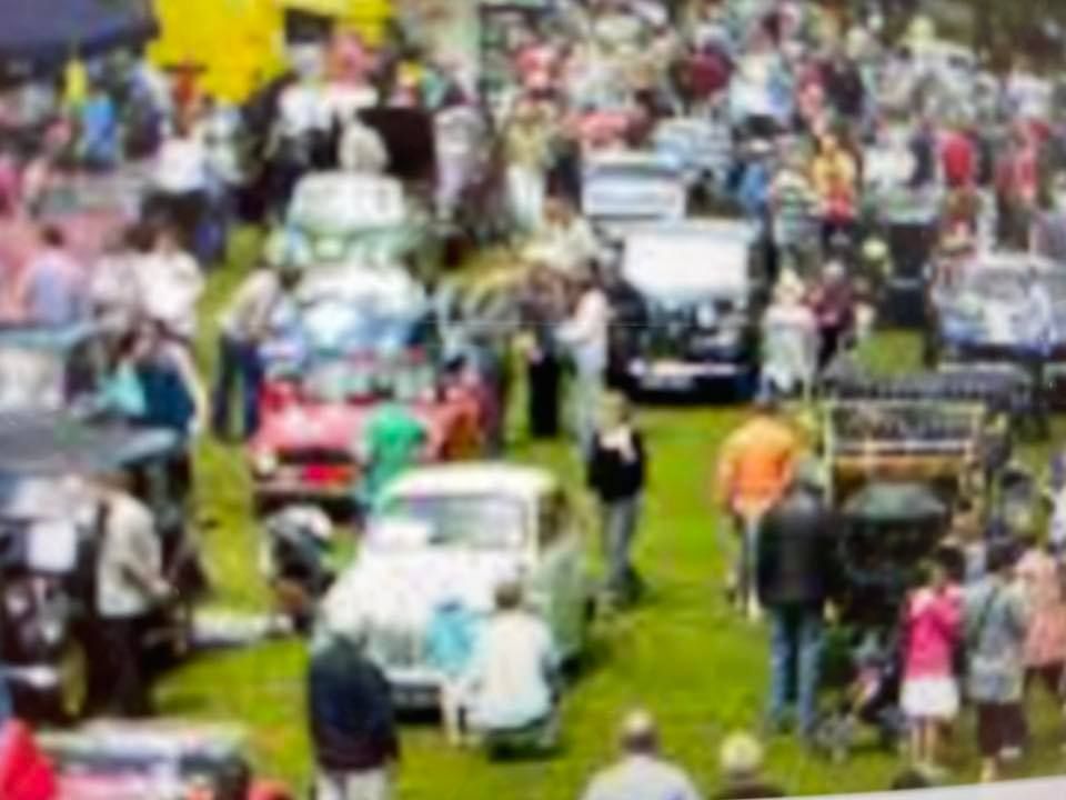 Jubilee Classic vehicle show, Upton upon Severn, Pershore, 4 June 2022