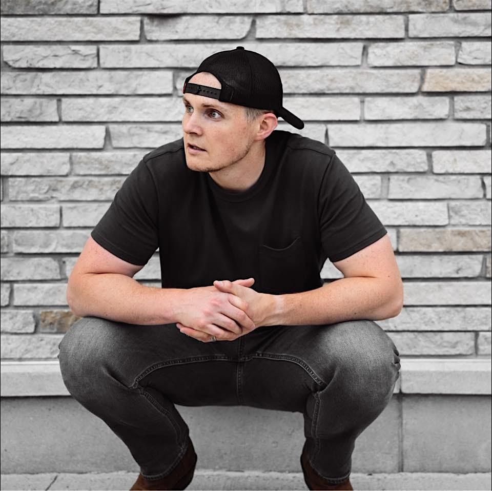 Andrew McManus LIVE at the Par28 Bar