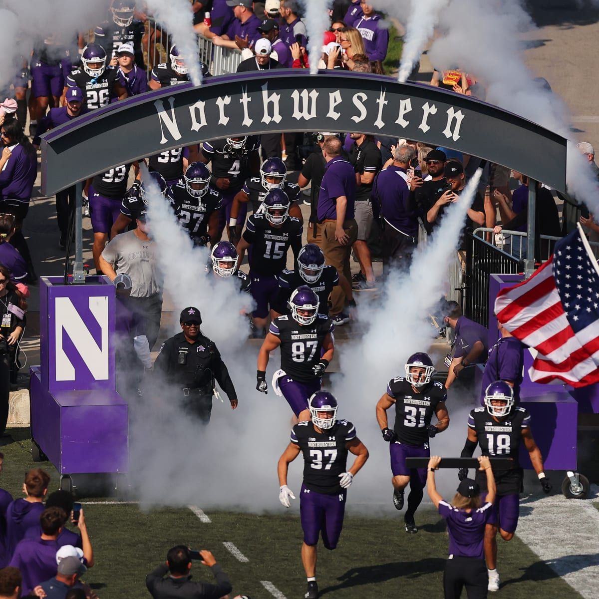 Oregon Ducks at Northwestern Wildcats Football at Northwestern Medicine Field at Martin Stadium