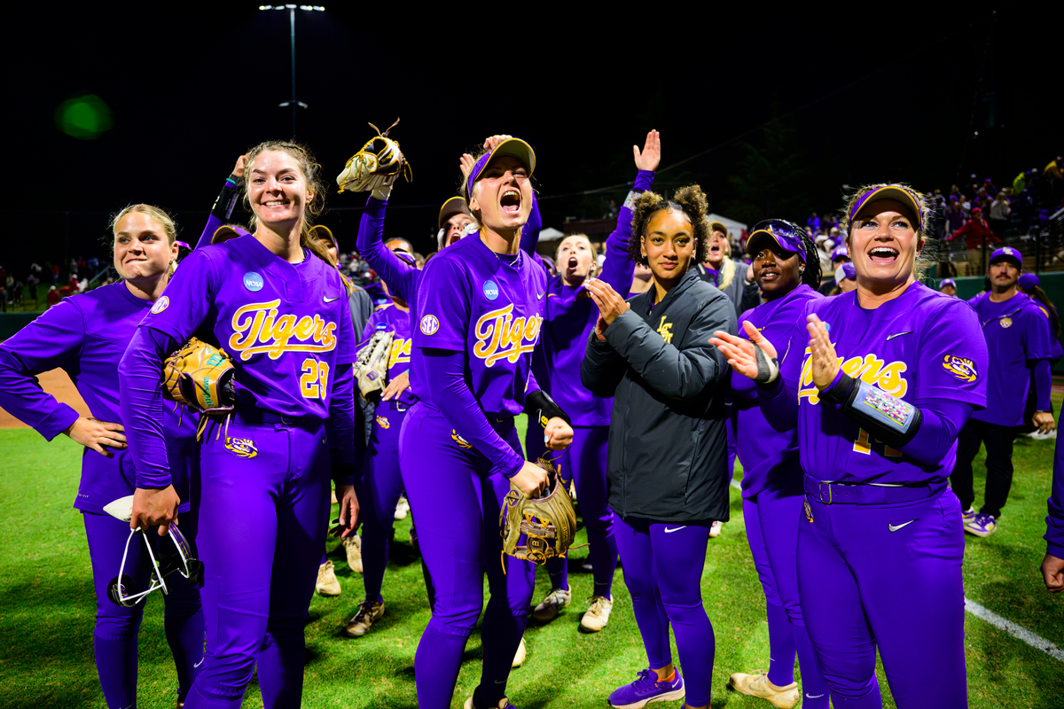 LSU Tigers at Tennessee Lady Vols Softball at Sherri Parker Lee Stadium