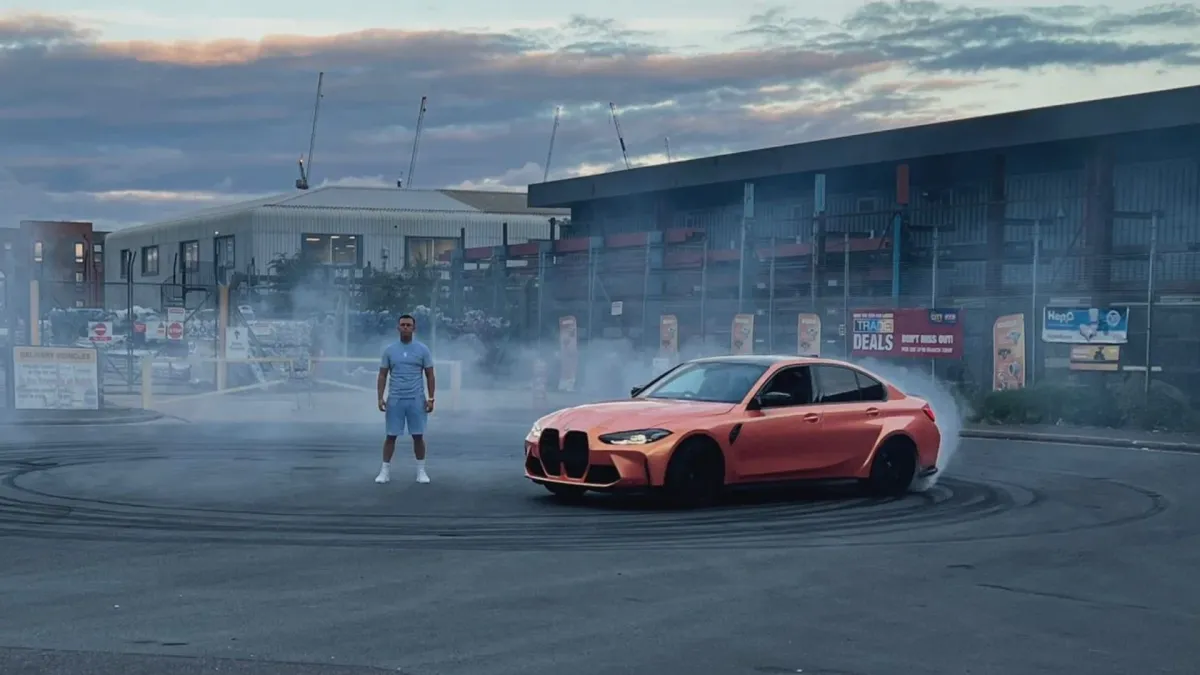 Silky in Los Angeles