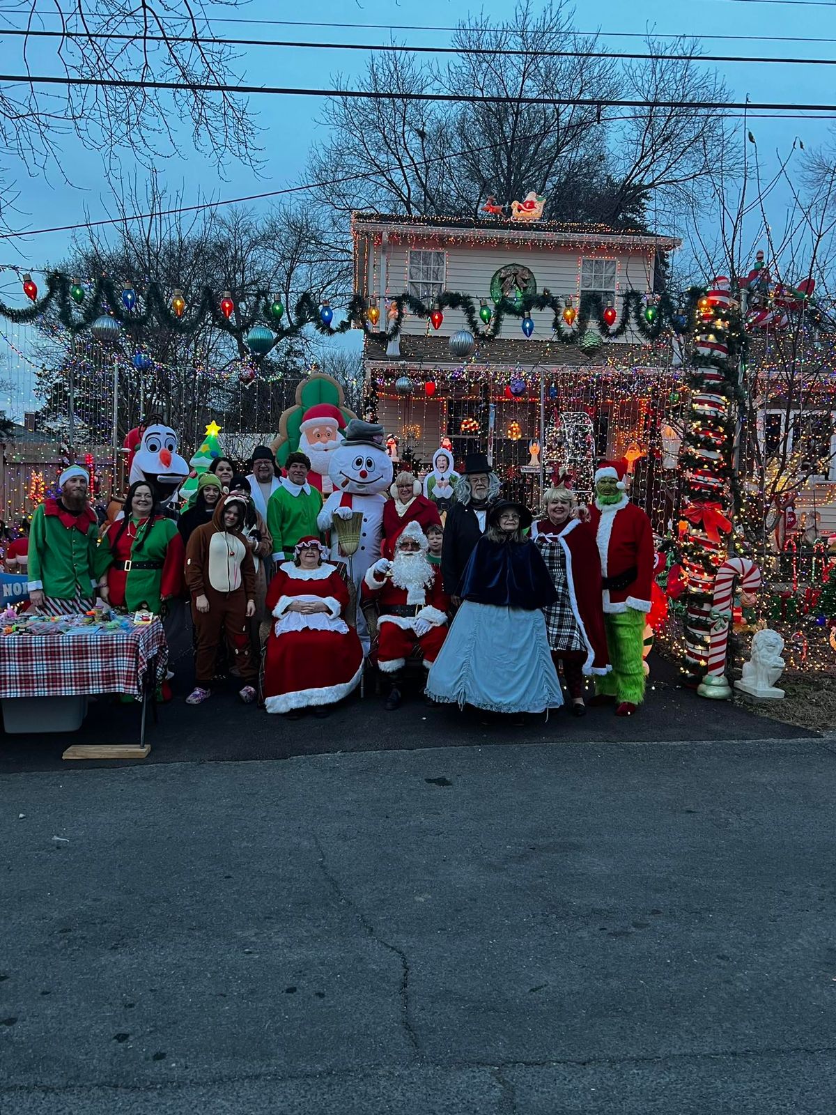 Santa and Friends on Mount Drive 2024