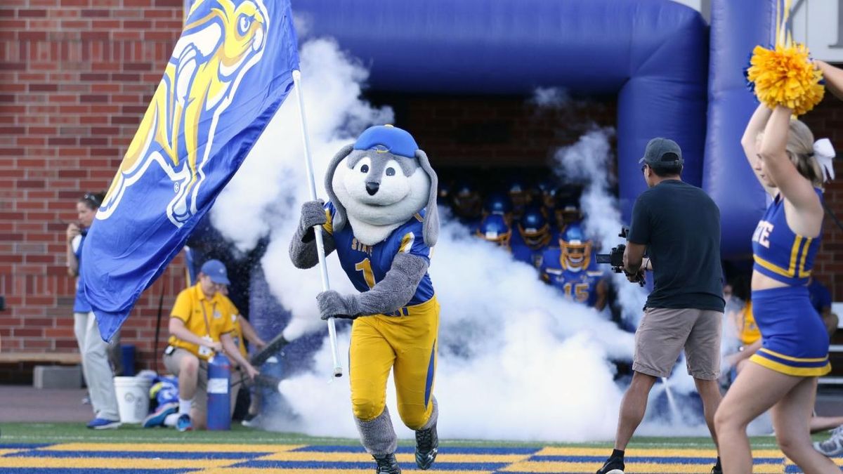 Campbell Fighting Camels at South Dakota State Jackrabbits Wrestling