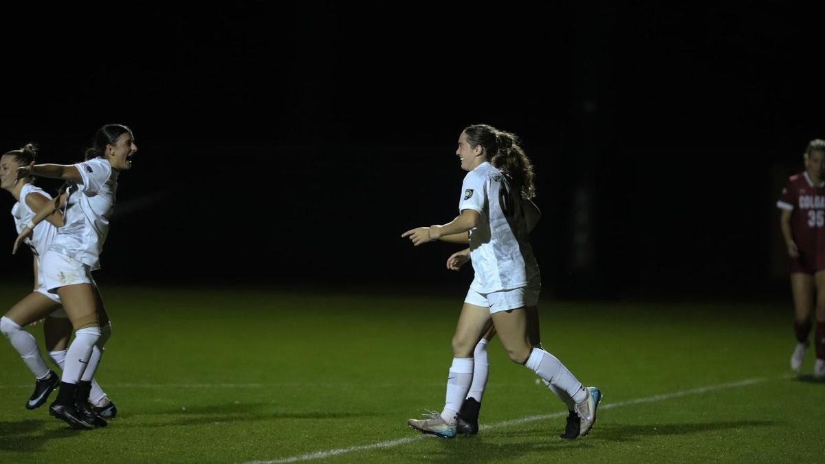 Parking Colgate Raiders at Army Black Knights Womens Basketball