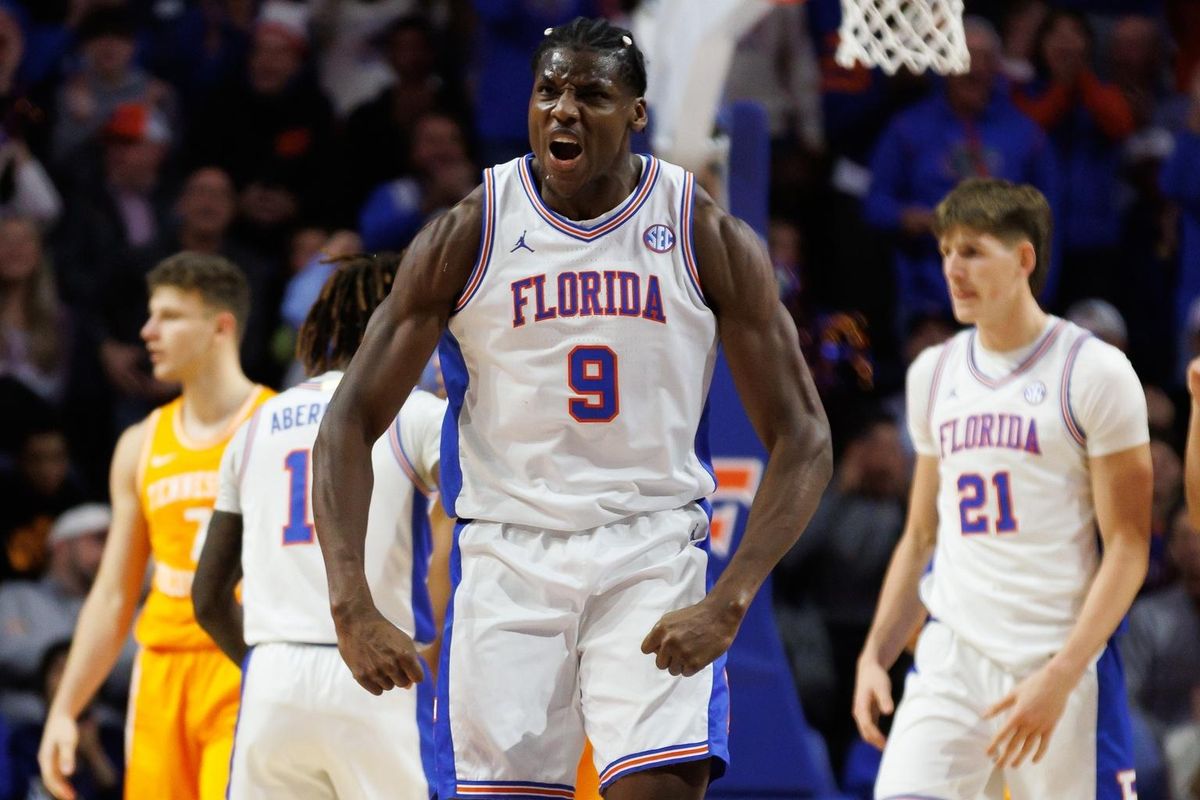 Florida Gators at Georgia Bulldogs Womens Basketball