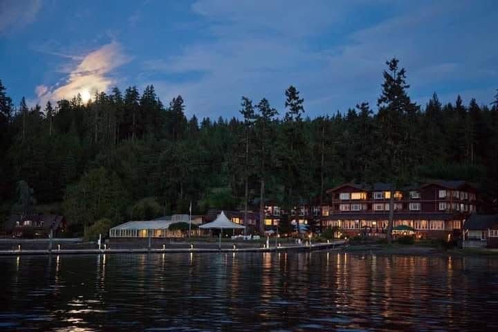 Full Moon Yoga at Alderbrook Resort and Spa 