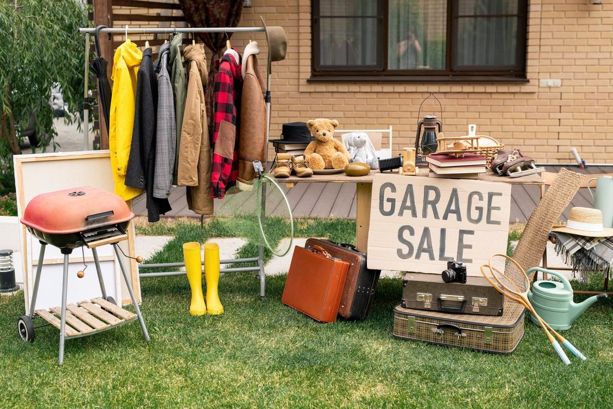 Winter Festival: Garage Sale