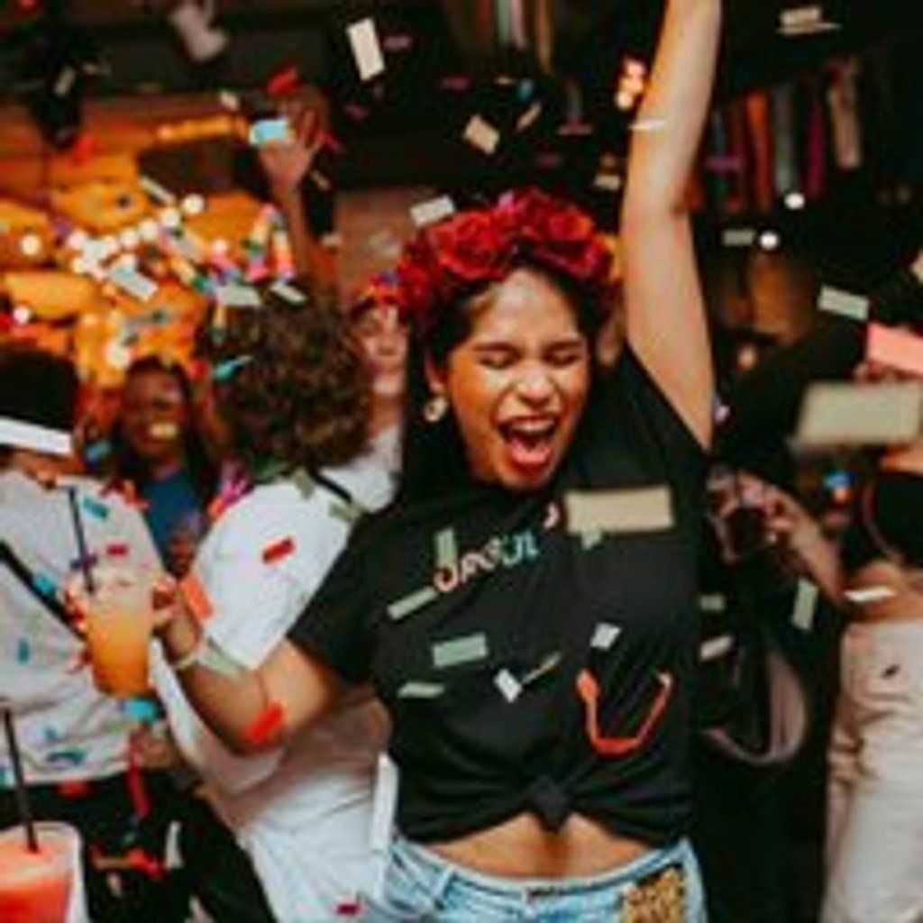 Su Casa Salsa at Revolucion de Cuba