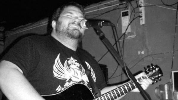 Live Music: Harley Barker