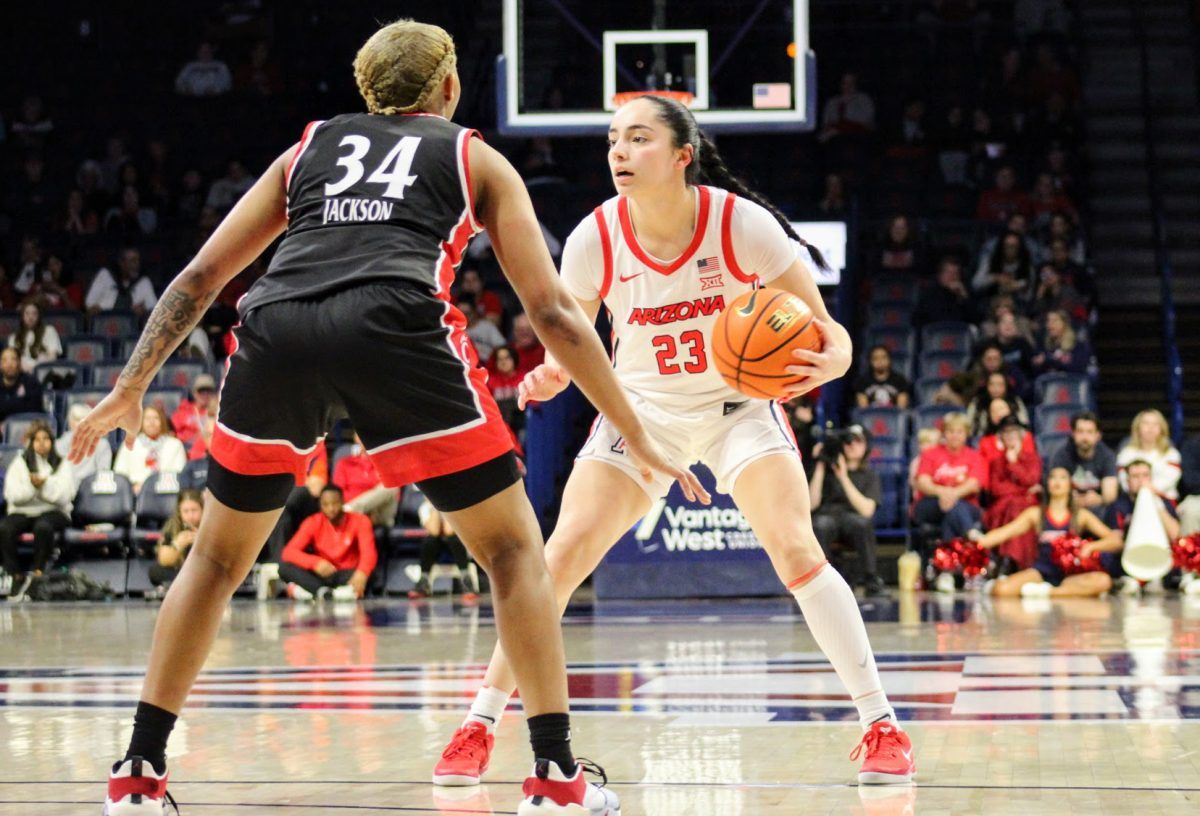 Cincinnati Bearcats at Arizona Wildcats Womens Volleyball at McKale Center