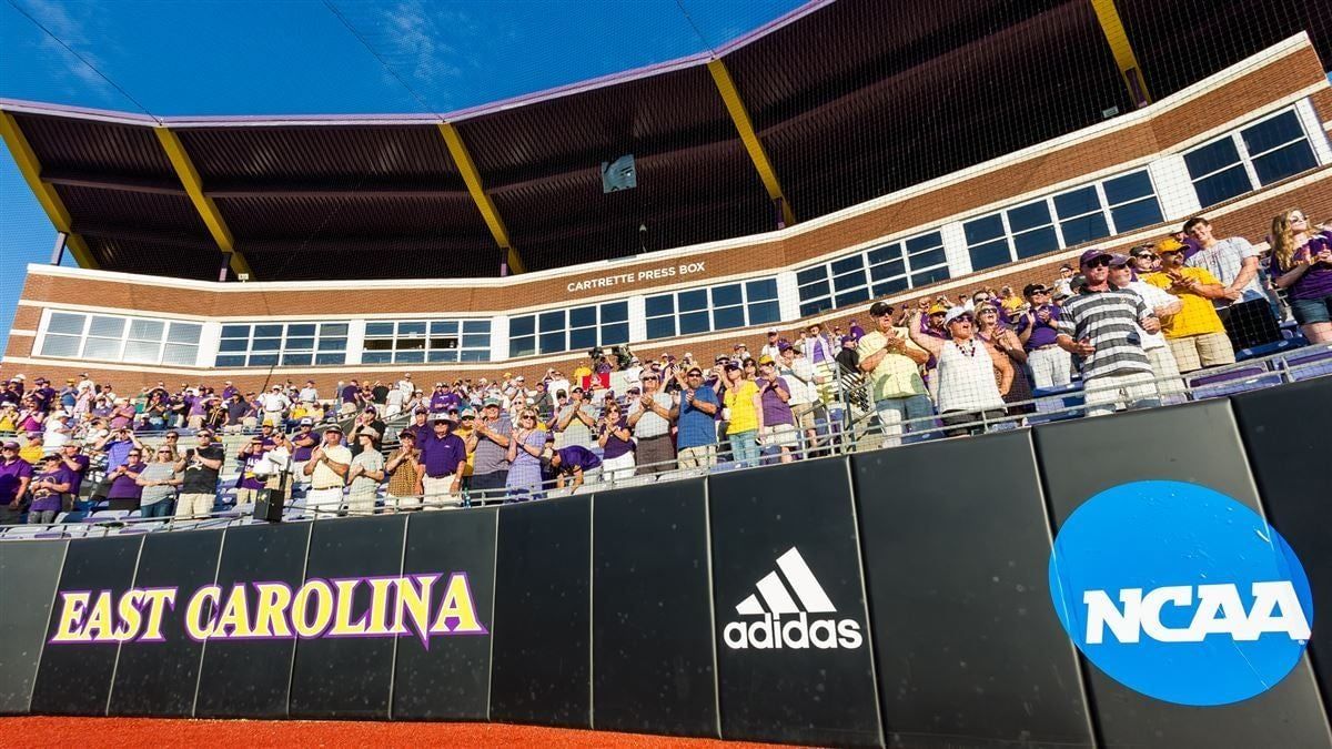 North Carolina Tar Heels at East Carolina Pirates Baseball