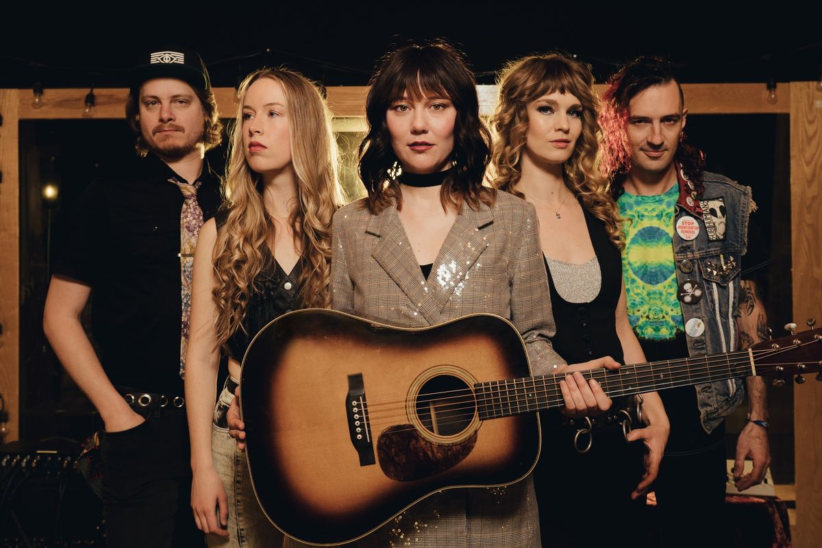 Molly Tuttle & Golden Highway