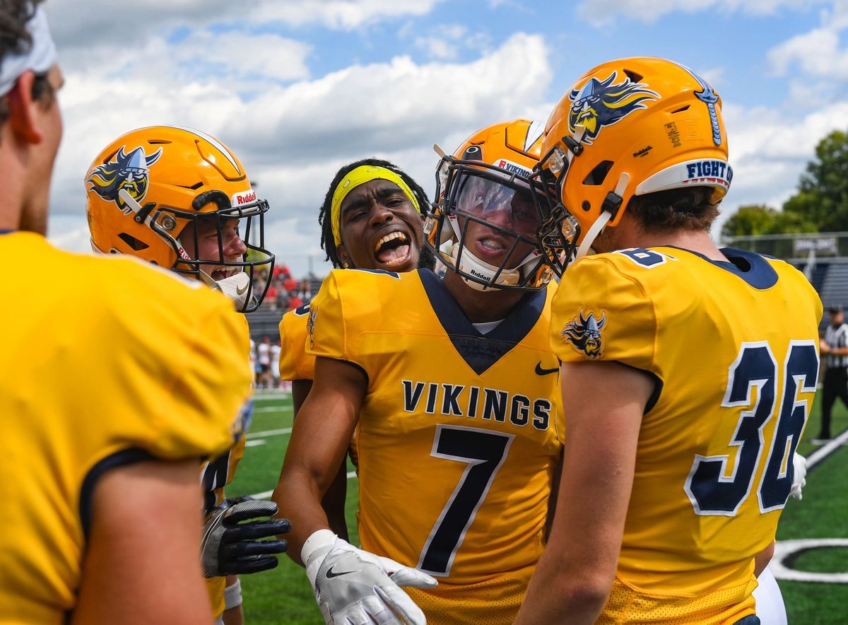 Augustana Vikings vs. Concordia-St. Paul Golden Bears at Kirkeby-Over Stadium