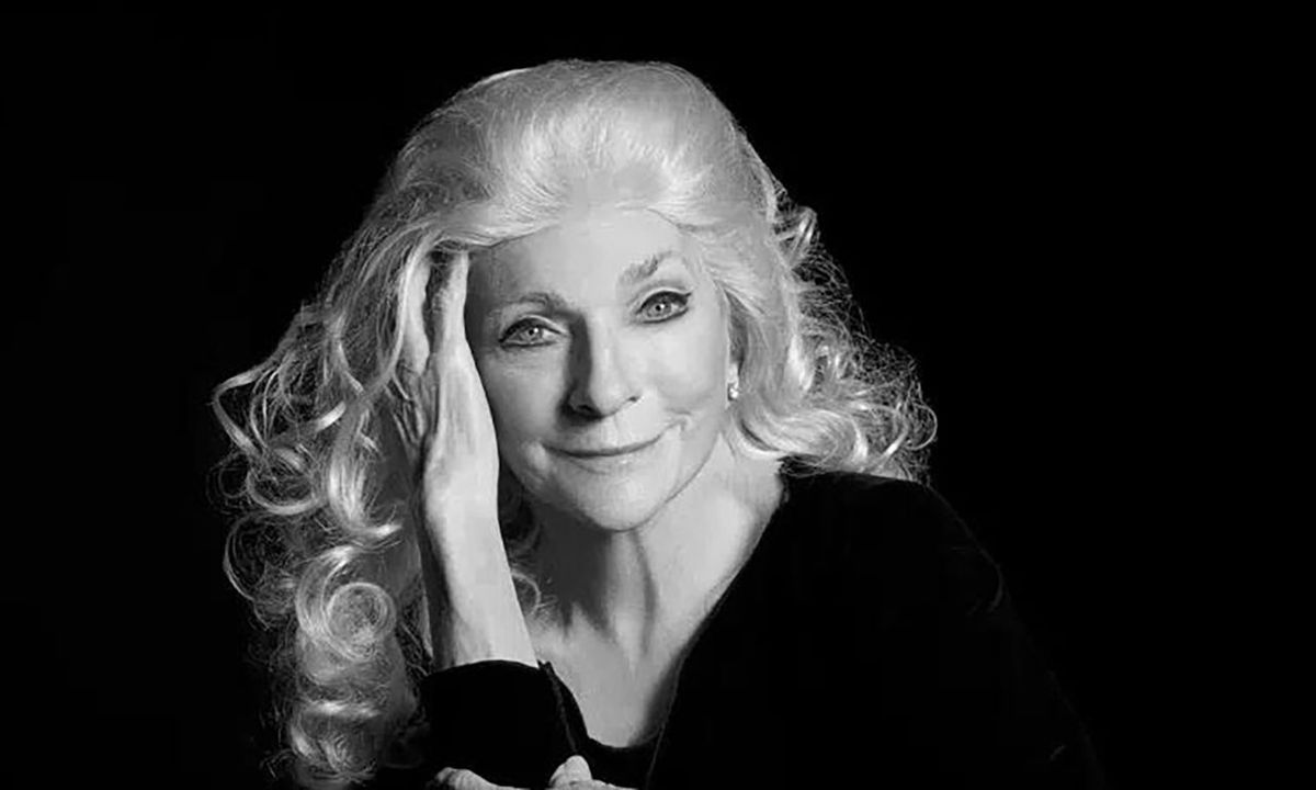 An Evening with Judy Collins \/\/ Holidays & Hits