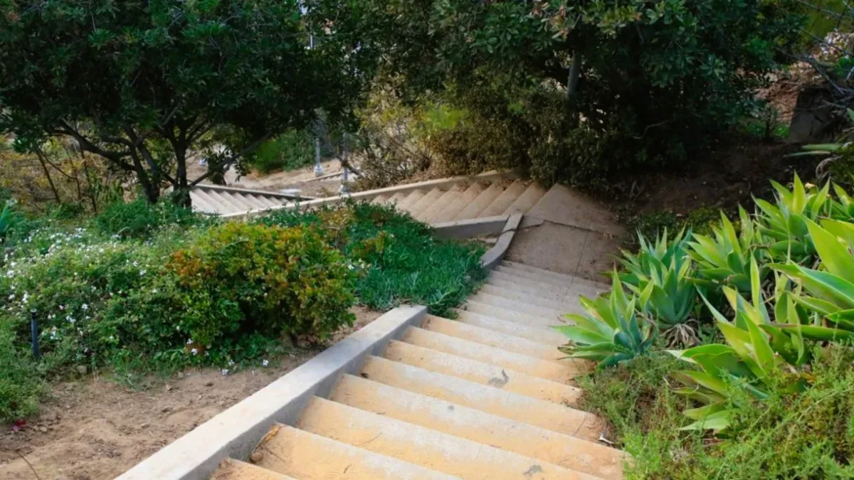 Echo Park Stair Hike, Level: Moderate++