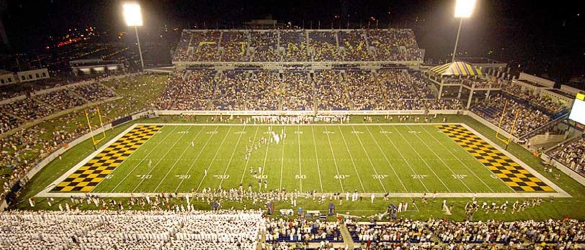 Parking Navy Midshipmen at Memphis Tigers Football