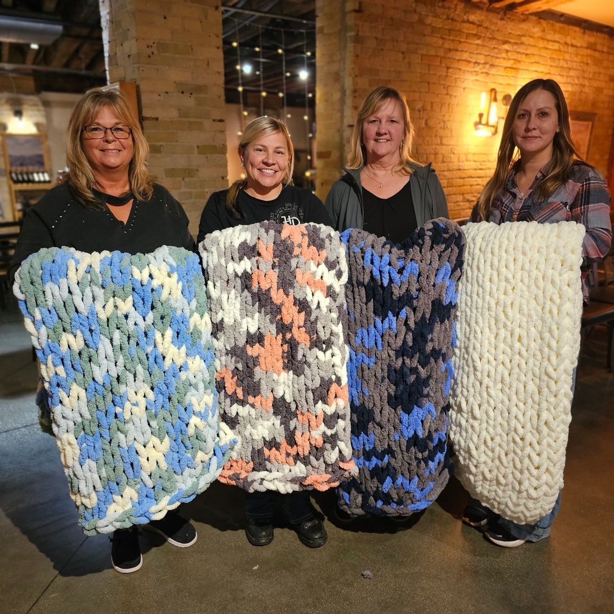 Sept 18th - Waterfront Wine Bar Chunky Knit Blanket Workshop 