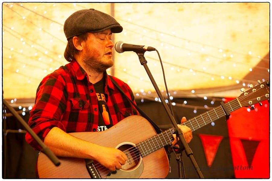 JOHNNY CAMPBELL \/ MICHELLE LAVERICK