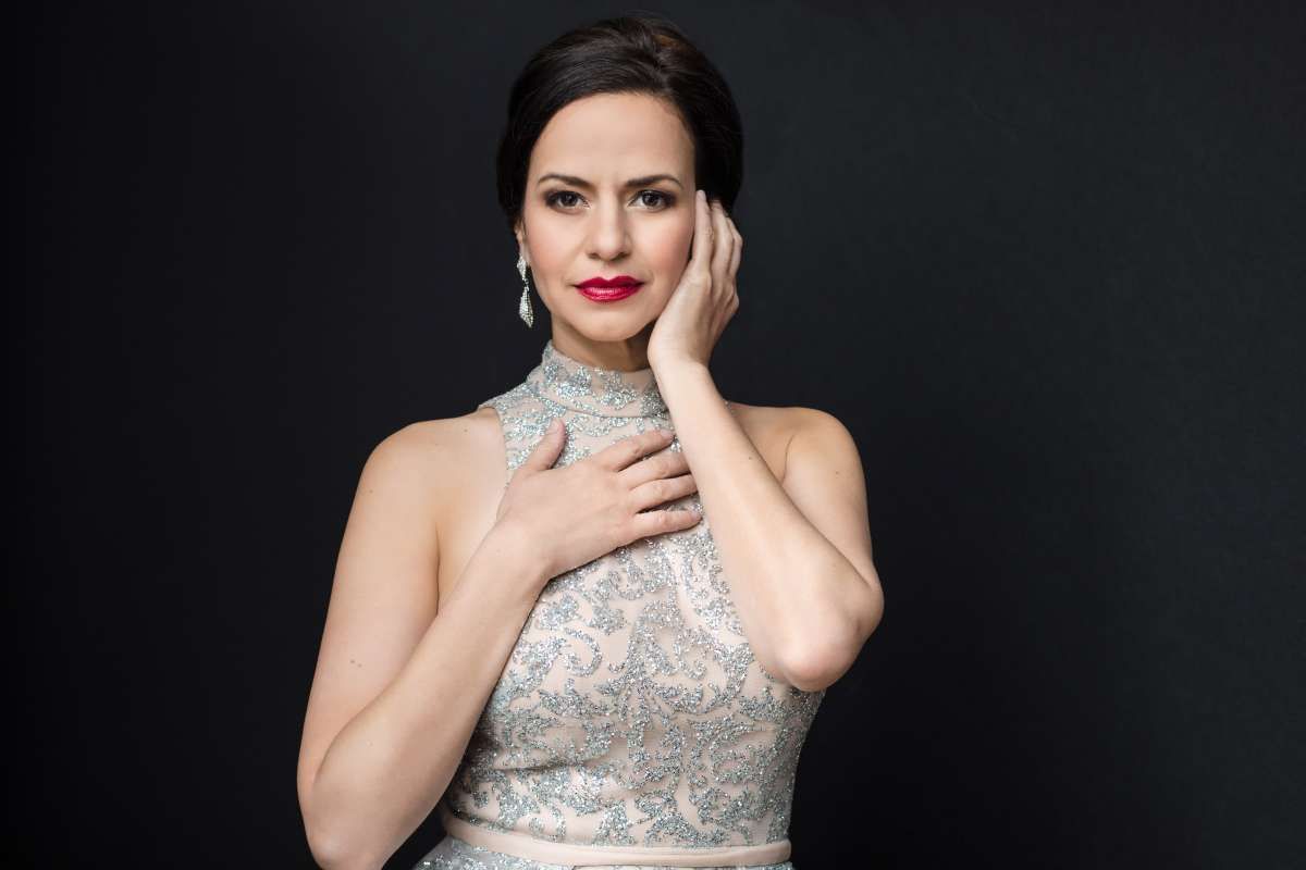 Mandy Gonzalez - Saint Paul