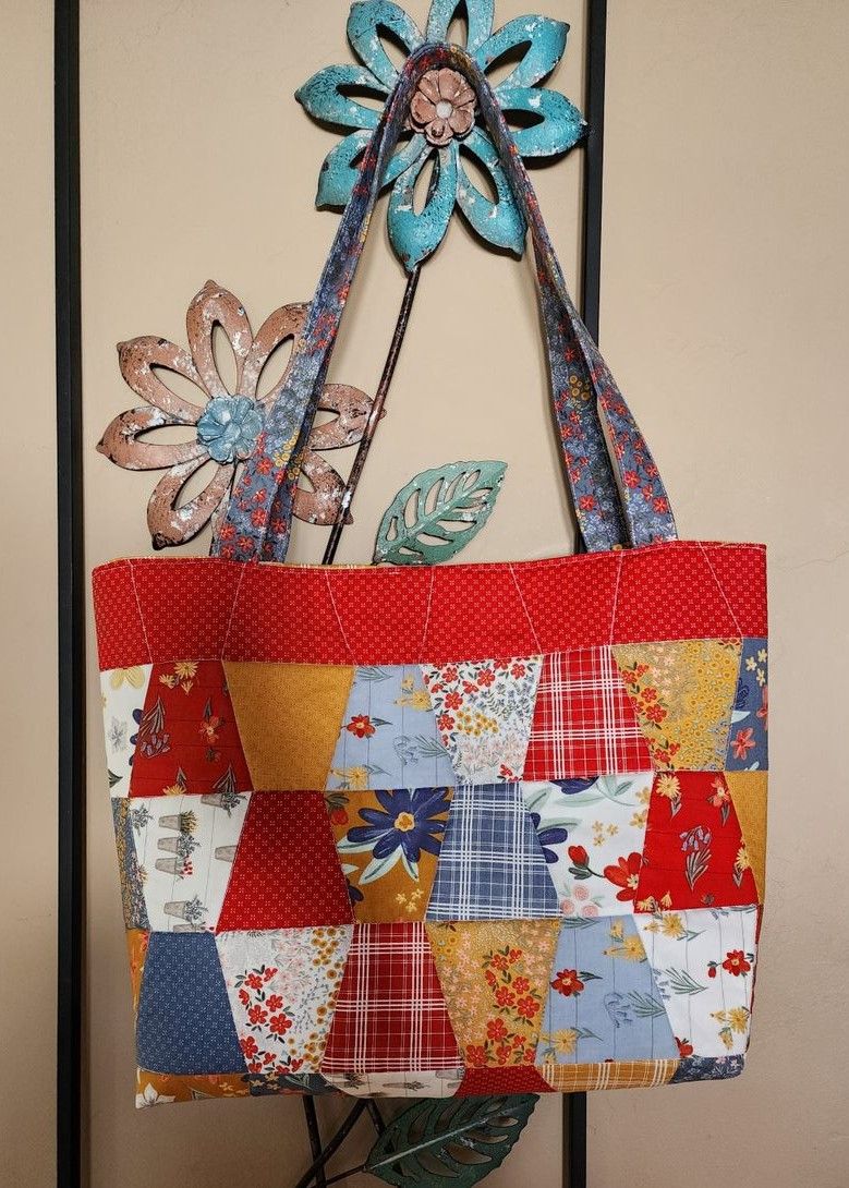 The Aubri Tote Featuring the Accuquilt System