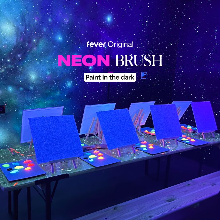 Neon Brush : atelier peinture & ap\u00e9ro dans le noir