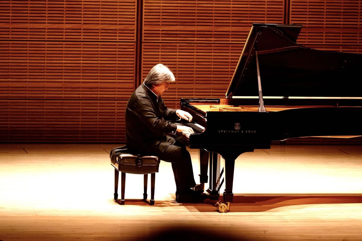 An Afternoon of Cultural Splendor - Li Jian at Carnegie Hall - Zankel Hall