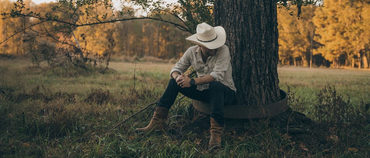 Justin Moore in South Omaha