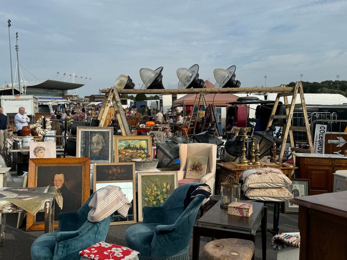 Sunbury Antiques Market