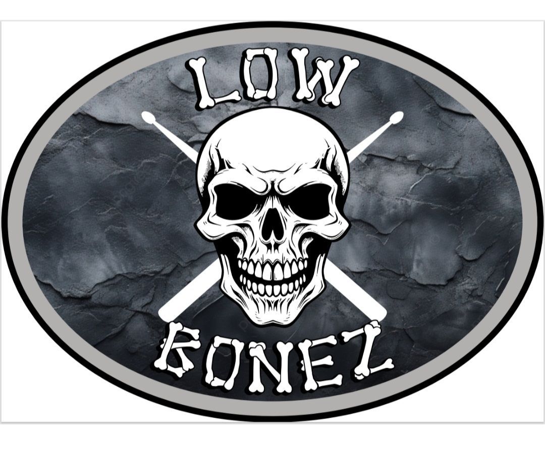 Low Bonez ROCKIN Buffalo Mo's 