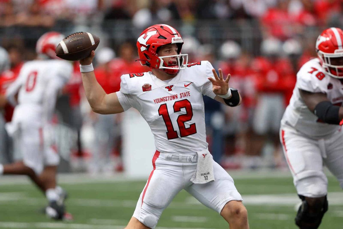 Youngstown State Penguins vs. Mercyhurst Lakers