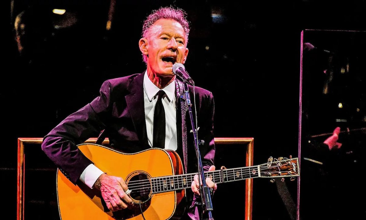 Lyle Lovett and His Large Band at Goodyear Theater