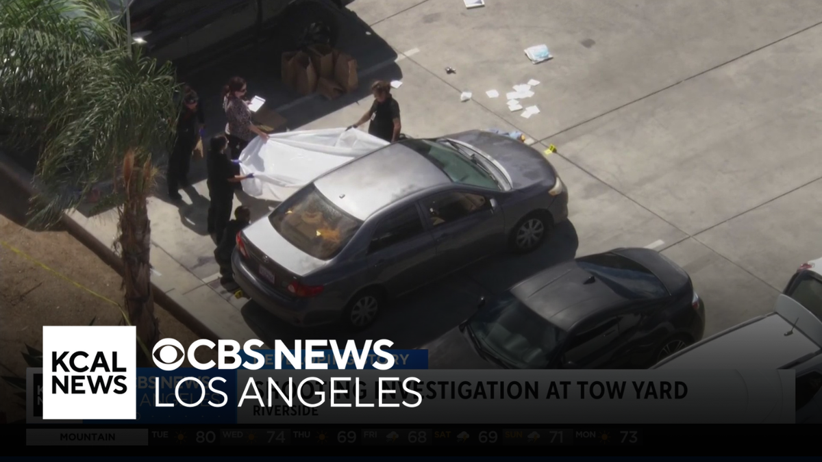 Parking Hadestown - Riverside